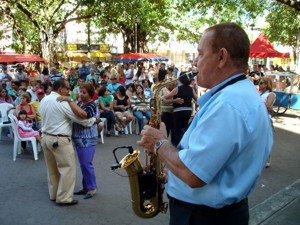 O saxofonista Levy Furtado lança o seu segundo CD “fascinação” no dia 19 de dezembro em Divinópolis. levy furtado